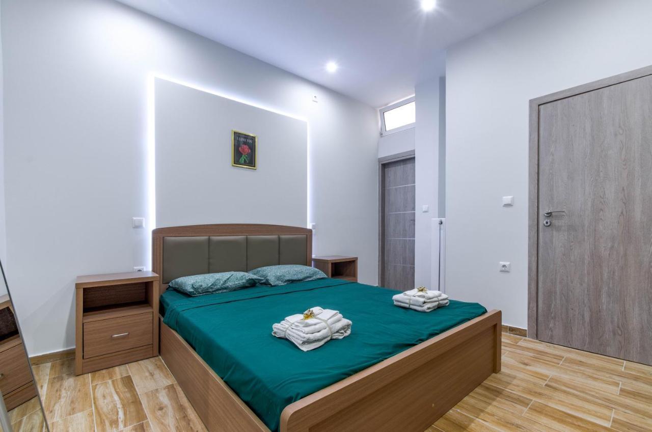 Renovated 2Bd House Close To Pireus Port Eksteriør bilde